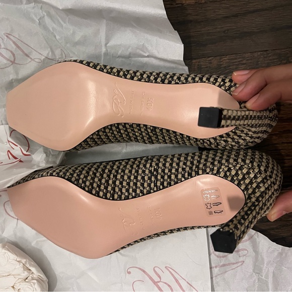 NWT Roger Vivier Trompette Buckle Pumps Heel size 40.5 (9.5 US) - Picture 5 of 6